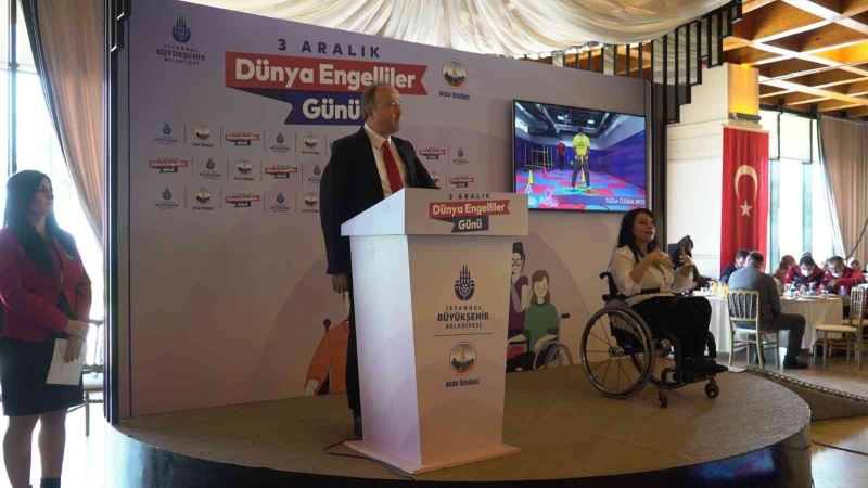 Türkiye’nin ilk engelli Belediye Başkanı, engellilerle buluştu
