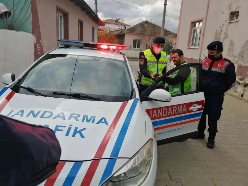 Temsili jandarma oldular mutlulukları gözlerine yansıdı
