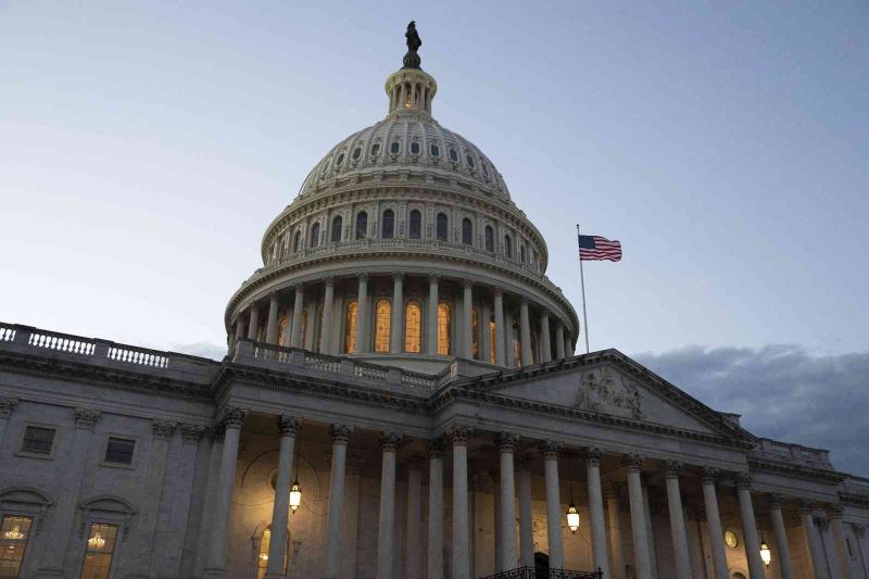 ABD Senatosu, hükümetin kapanmasını önleyecek tasarıya onay verdi
