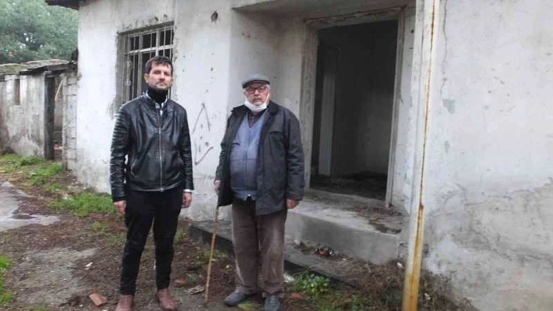 Burhaniye’de kullanılmayan cami lojmanı tinercilerin mekânı oldu
