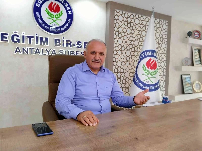 Eğitim Bir Sen Antalya Şube Başkanı Miran: “Öğrenci başına harcamamız 4 bin 707 dolar”
