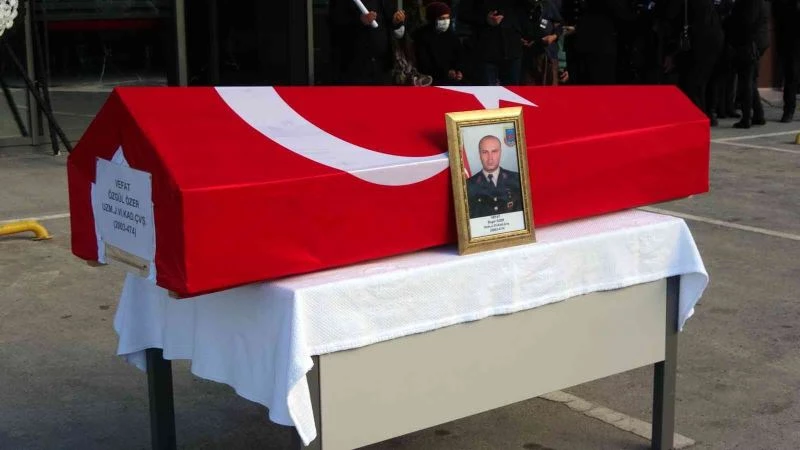 Silahından çıkan kurşunla yaralanan asker hayatını kaybetti
