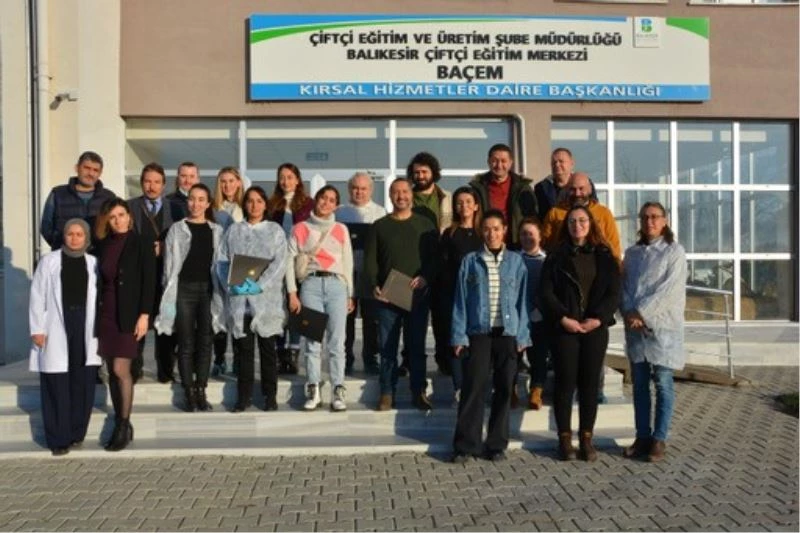 Burhaniye’de Bitki Doku Kültürü Kursu ilgi gördü
