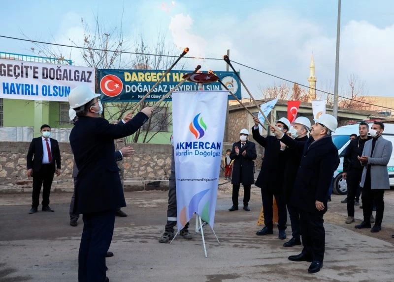 Dargeçit doğalgaza kavuştu
