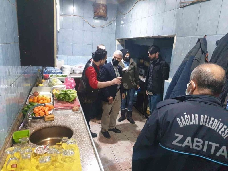 Bağlar Belediyesinden yeni yıl arifesinde fiyat ve hijyen denetimi
