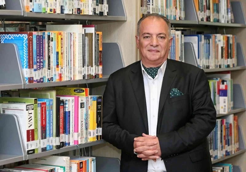 “Türkiye’de Kadın ve Siyaset İlişkisinin Analizi” bildirisine uluslararası ödül
