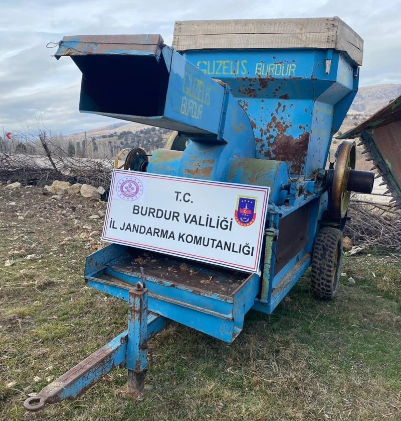6 çiftçinin 7 makinasını çalan 3 şüpheli yakalandı
