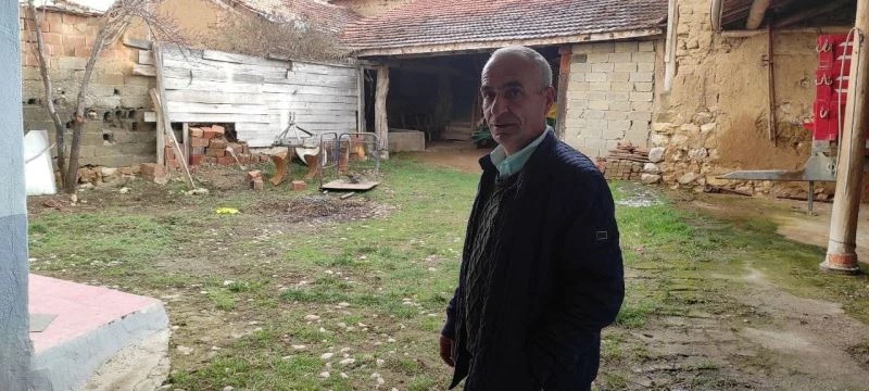 Hırsızlar evi talan etti, 40 bin liralık malzemeyi alıp kayıplara karıştı
