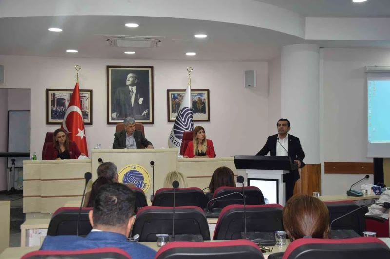 Meclis toplantısında CHP’li Vursavuş’tan ilginç öneri
