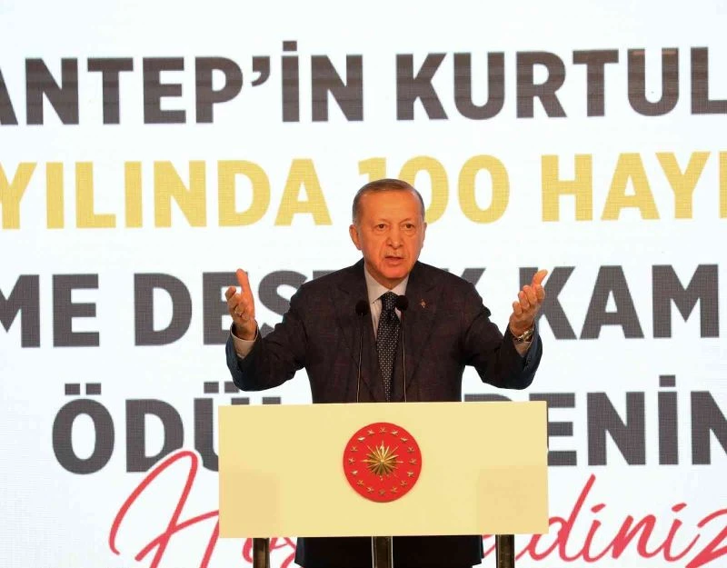 Yüzüncü yılda yüz hayırsever kampanyası ödül töreni gerçekleşti
