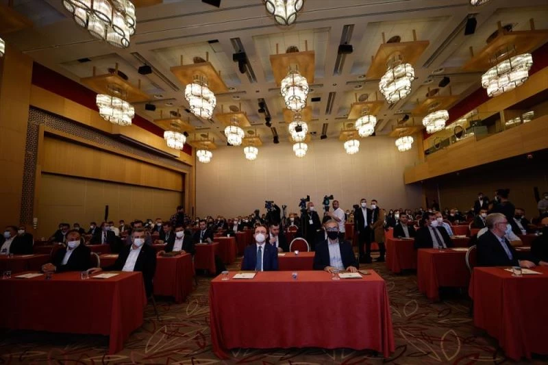 Ticaret Bakanı Muş, Savunma ve Havacılık Sanayiinde Küresel Stratejiler Konferansı