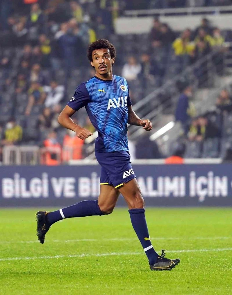 Gustavo 36 gün sonra 11’de