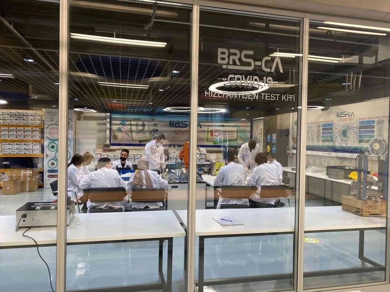 Meslek liseleri bir ilki daha gerçekleştirerek antijen kiti üretti
