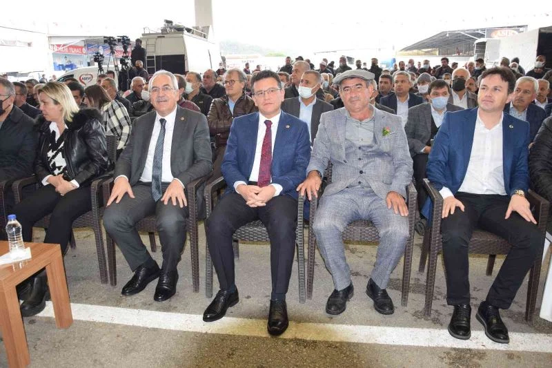 Kumluca Toptancı hali düzenlenen törenle açıldı
