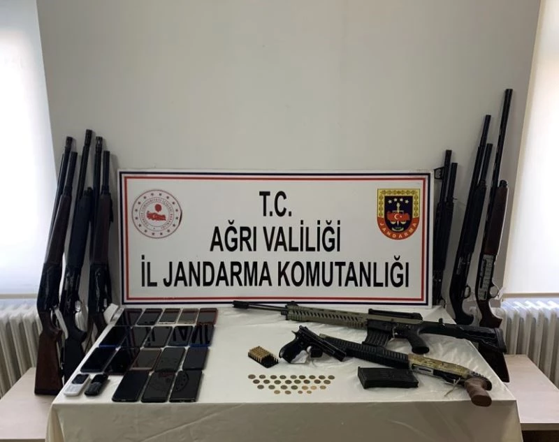 20 milyon değerinde yapılan dolandırıcılığı organize ettiği düşünülen 17 şüpheli gözaltına alındı
