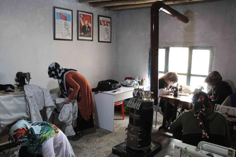 Mardin’de Halk Eğitim Merkezi 90 köyde meslek edindirme kursu açtı
