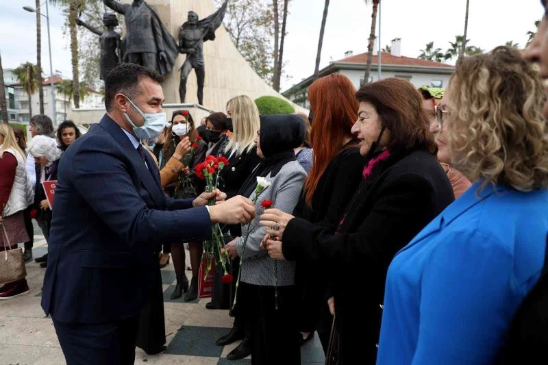 Türk kadınına seçme ve seçilme hakkı verilişinin 87. yılı kutlandı
