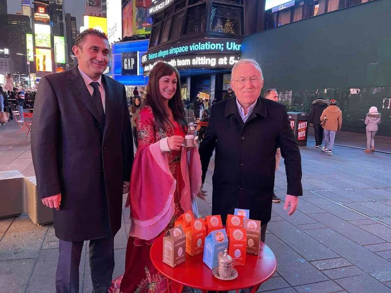 Türk Kahvesi günü, Times Meydanı’nda kutlandı
