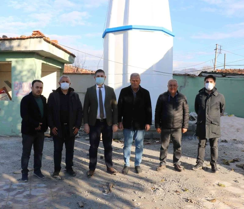 Gelenbe’de caminin minaresi yenilendi
