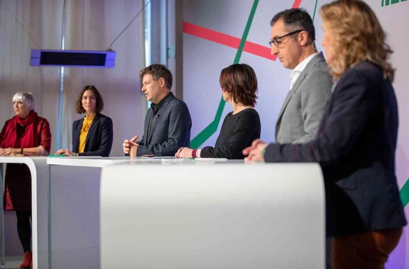 Almanya’da Yeşiller koalisyon protokolünü onayladı
