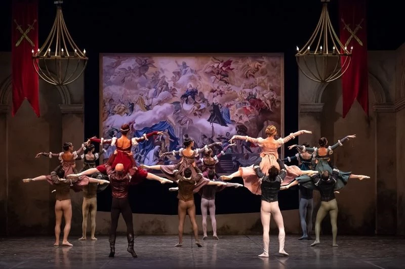 Ünlü Romeo ve Jüliet eseri baleri ile sahne alıyor