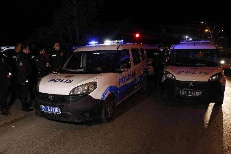 GBT sorgusundan kaçan şüpheliler kovalamaca sonucu yakalandı, üzerlerinden uyuşturucu madde çıktı
