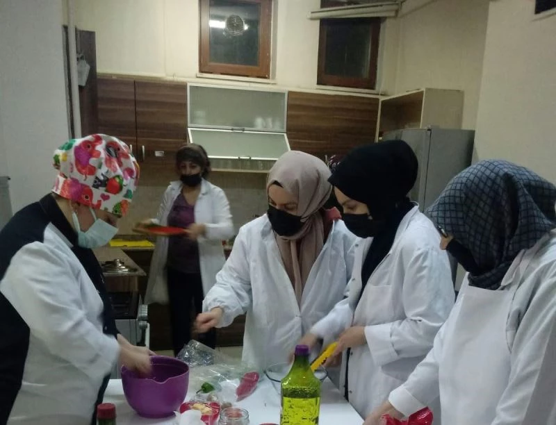 BESMEK mutfaklara lezzet katıyor
