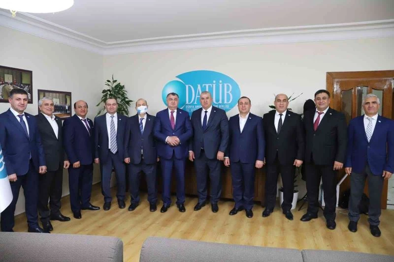 Ahıska Türklerinden birlik beraberlik kongresi
