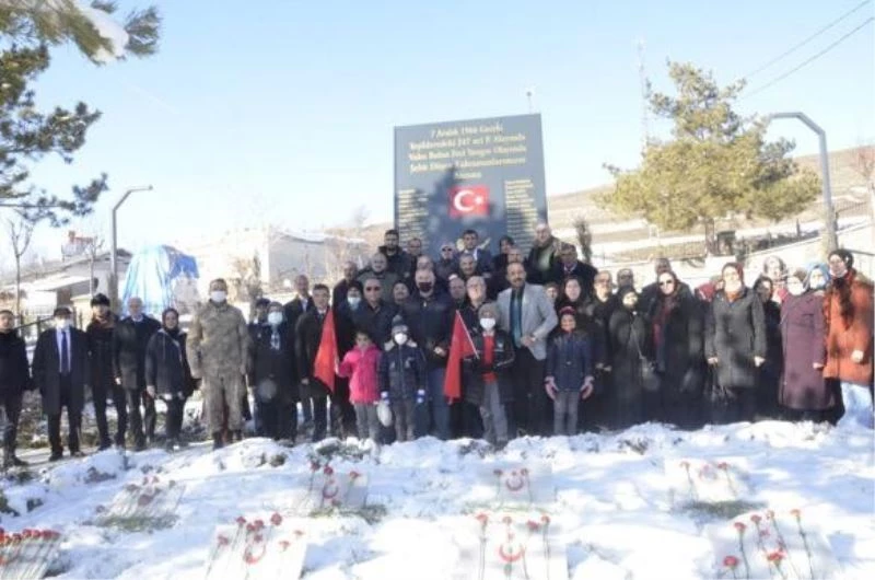 Dumlu şehitleri dualarla anıldı
