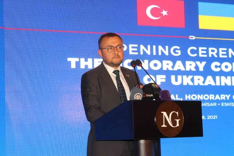 Ukrayna Büyükelçi Vasyi Bodnar’dan ‘Bayraktar Akıncı’ açıklaması:
