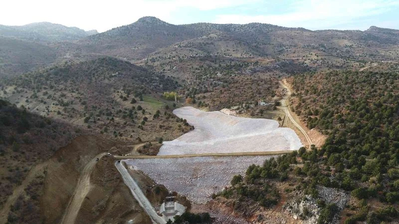 Konya Güneysınır göleti ve sulaması çalışmaları sürüyor
