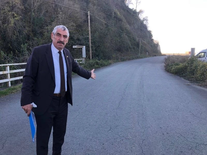 Rize’de yola şerit tepkisi
