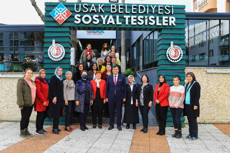 Başkan Çakın seçilmiş kadınlarla buluştu
