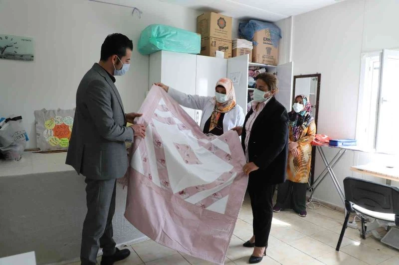 Yenişehir Belediyesi nitelikli kalifiyeli eleman yetişmek için kurslar açtı
