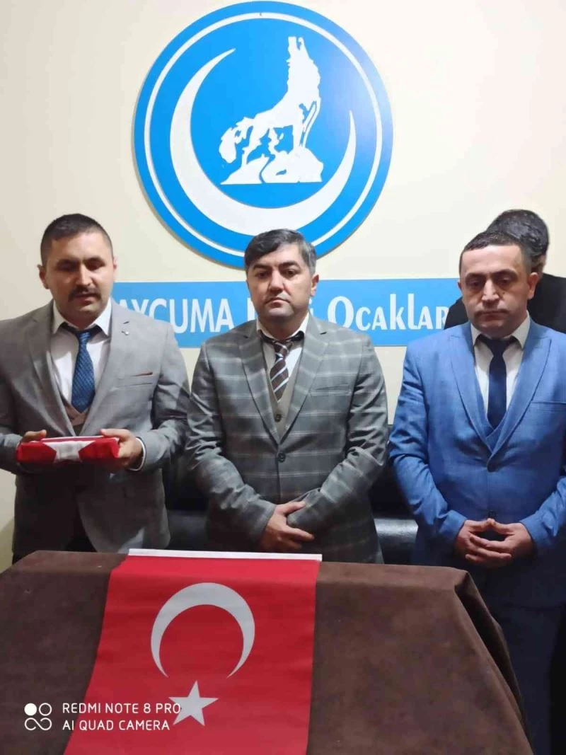 Ülkü Ocaklarında bayrak değişimi
