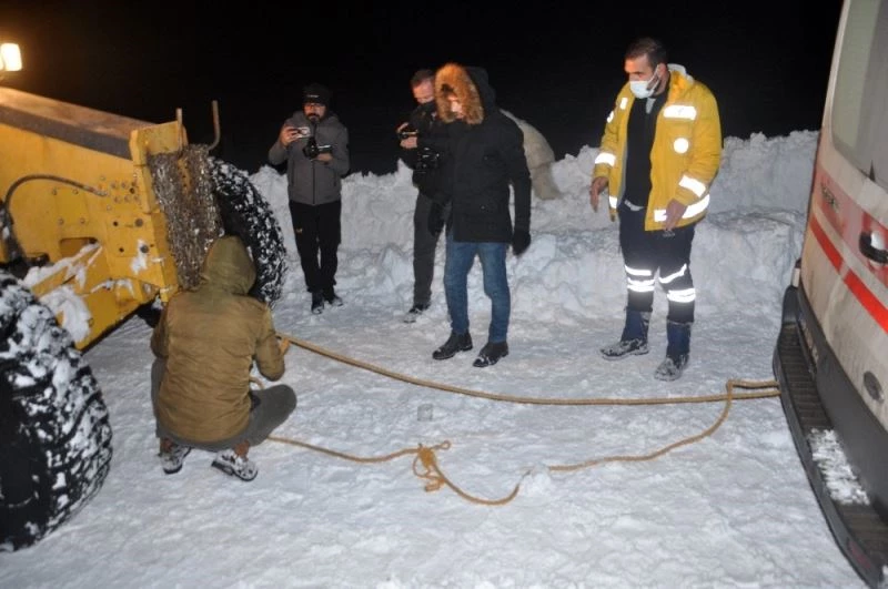 Ekipler 60 yaşındaki Rahime teyze için seferber oldu

