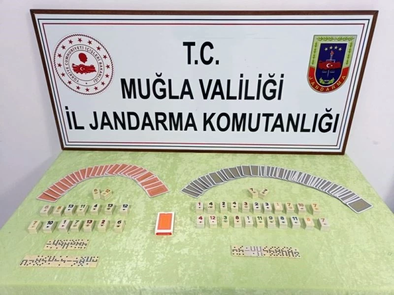 Jandarma’dan köy evine umar baskını
