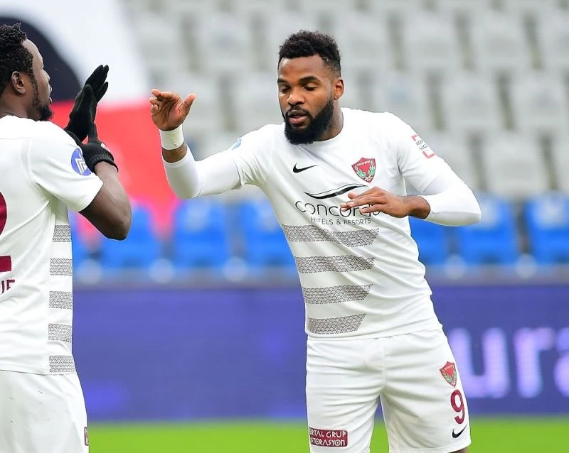 (Özel haber) Boupendza için Ruslar ile Ukraynalılar kapışıyor
