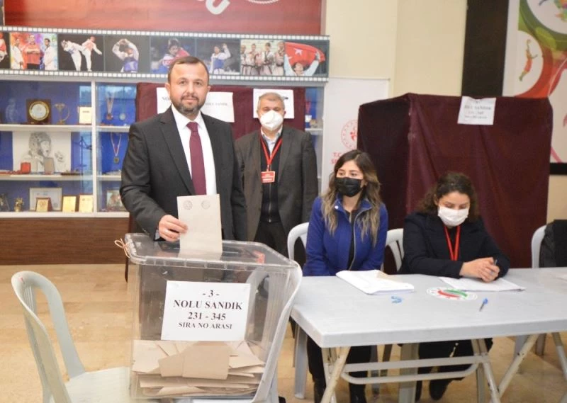 AK Parti’de İbrahim Ethem Taş güven tazeledi
