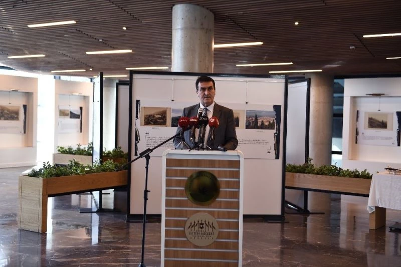 - Ulu Hakan’ın vefatının sene-i devriyesine özel sergi
