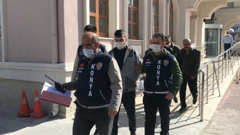 Buzdolabı tamircisini 150 lira borç için öldürmüşler
