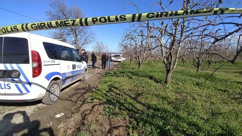 Bursa’da silahla vurulduktan sonra yol kenarına atılan erkek cesedi bulundu
