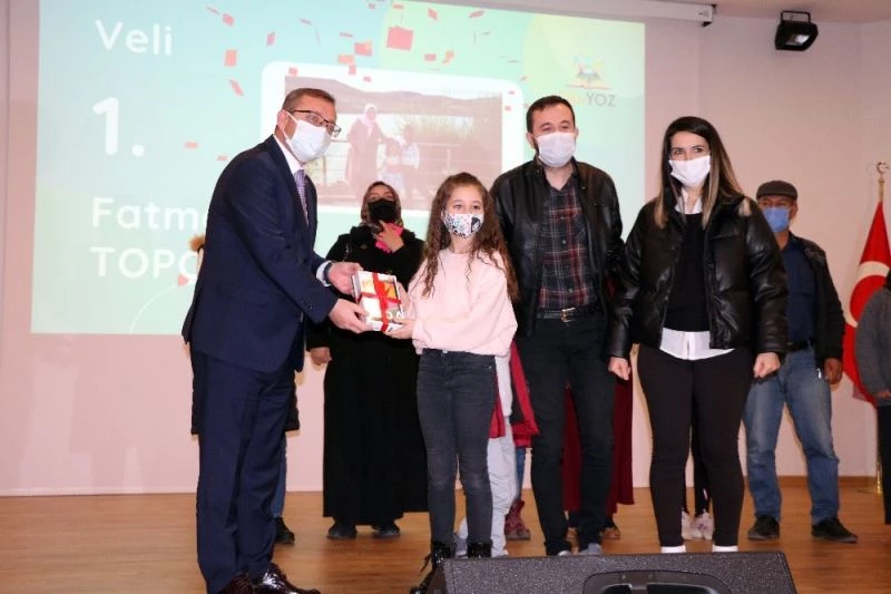 Pandemide kitap okuyup ödülü hak ettiler
