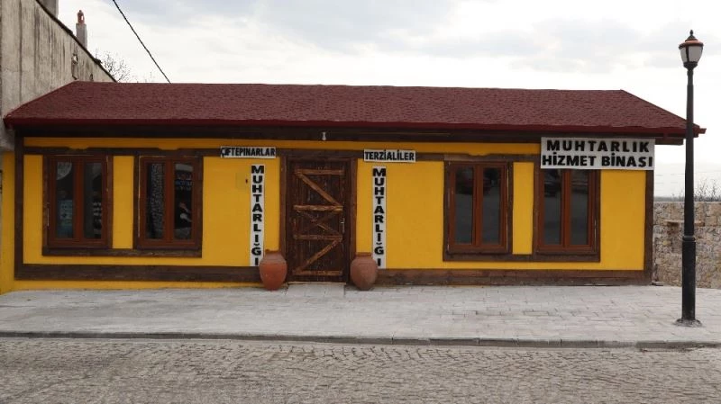 Konuralp’e şık ve tarihi muhtarlık binası
