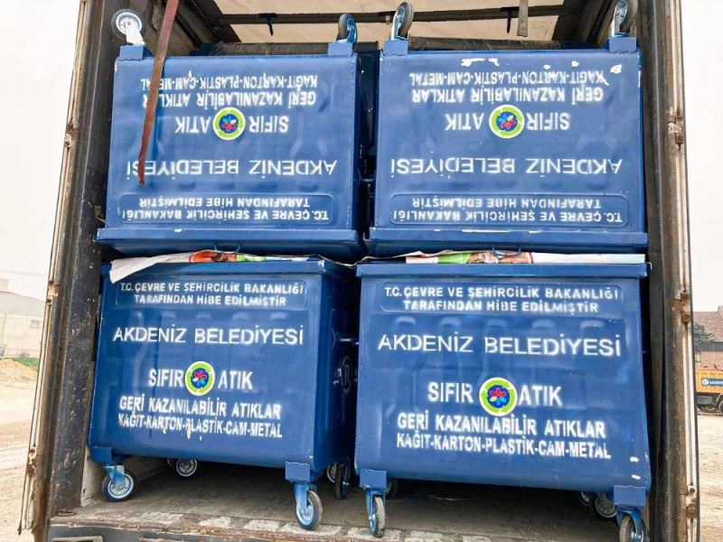 ‘Sıfır Atık Belgesi’ aldı, bakanlık 459 adet yeni çöp konteyneri gönderdi
