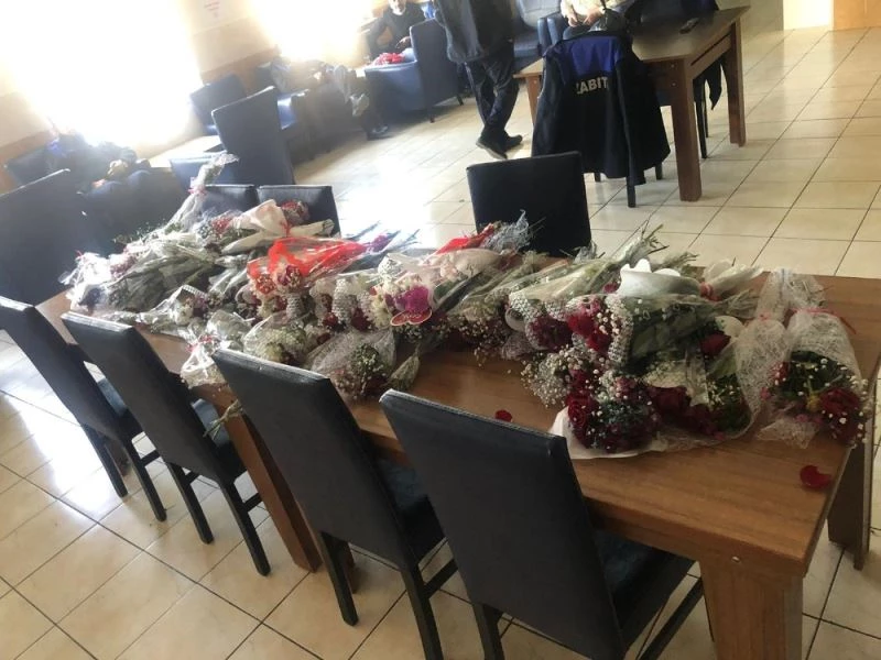 Isparta’da zabıtadan seyyar çiçekçi denetimi
