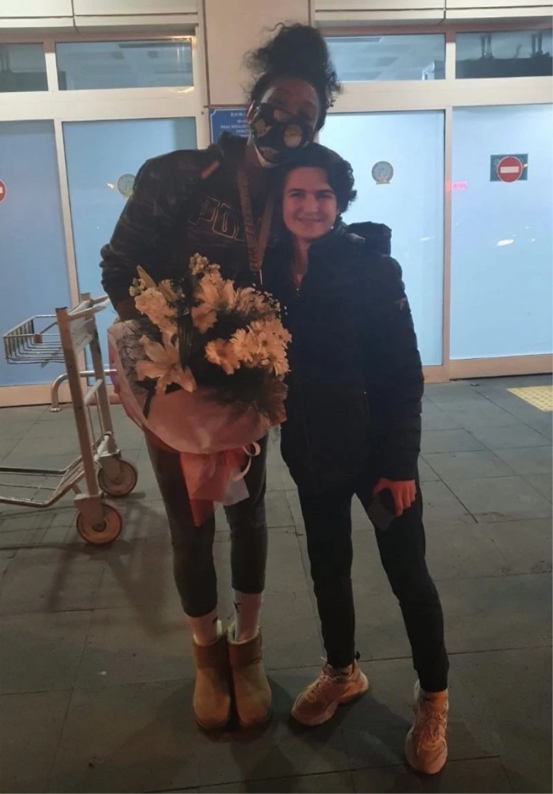 Glory Johnson Kayseri’ye geldi
