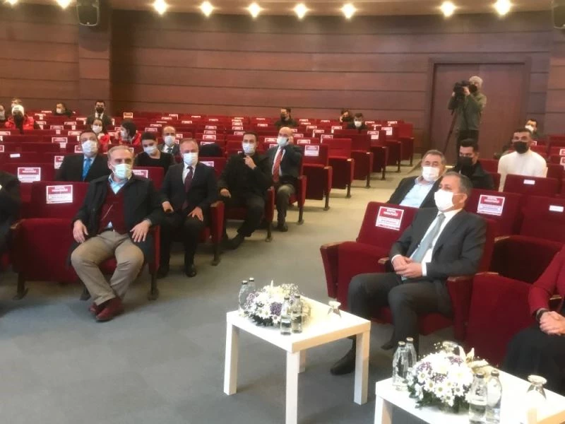 İstanbul Valiliği evsiz çiftin nikahı kıyıp evlerini kurdu
