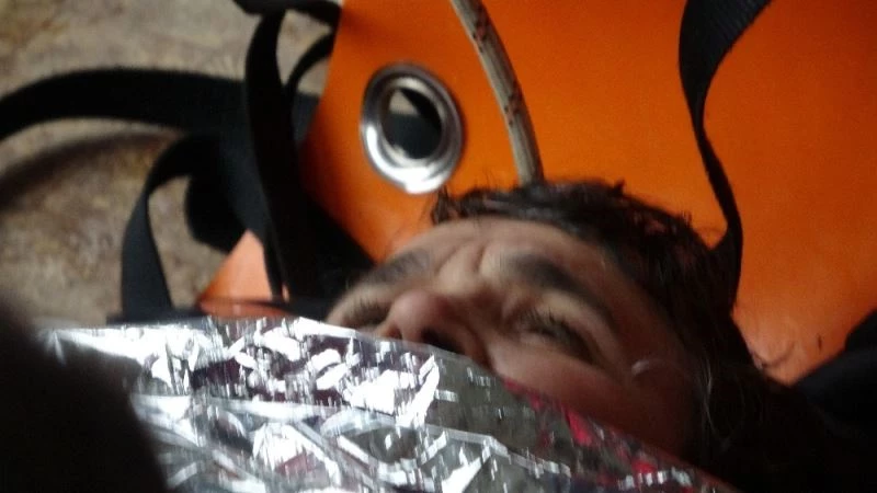 Ayağında patiklerle 33 saat sonra bulundu, ilk kelimesi ’üşüyorum’ oldu
