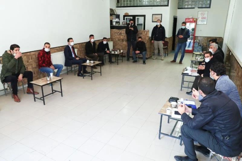 Başkan Vekili Aslan’ın esnaf buluşmalarını sürdürüyor
